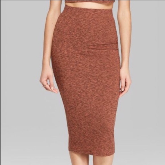 Stretchy orange matching skirt set - Picture 2 of 3